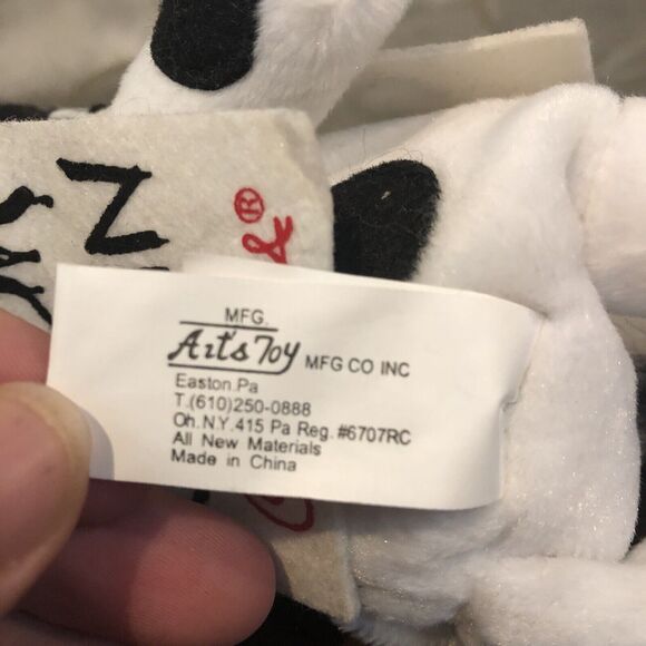 Chick-Fil-A Cow Plush Eat Mor Chikin More Chicken Stuffed Animal - Picture 11 of 11